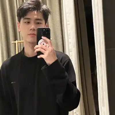 卢东